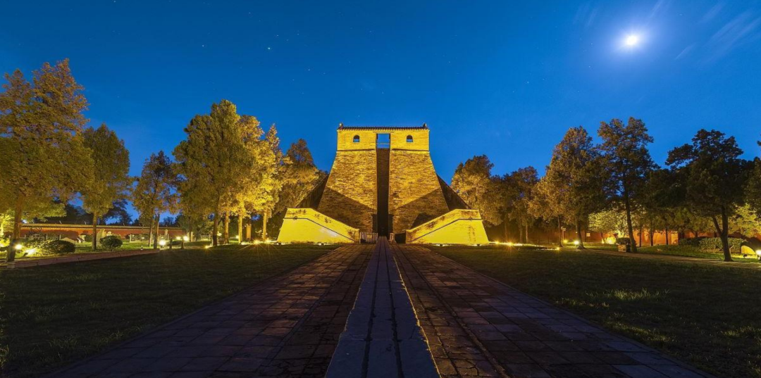 1778749960268.png 天地之中.png